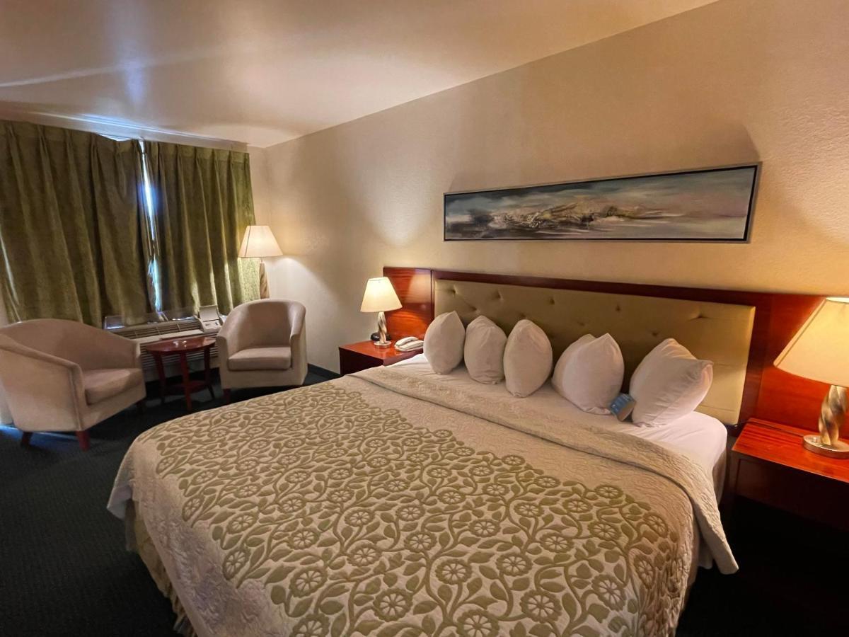 Days Inn By Wyndham Deming Eksteriør bilde