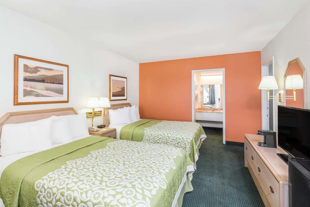 Days Inn By Wyndham Deming Eksteriør bilde